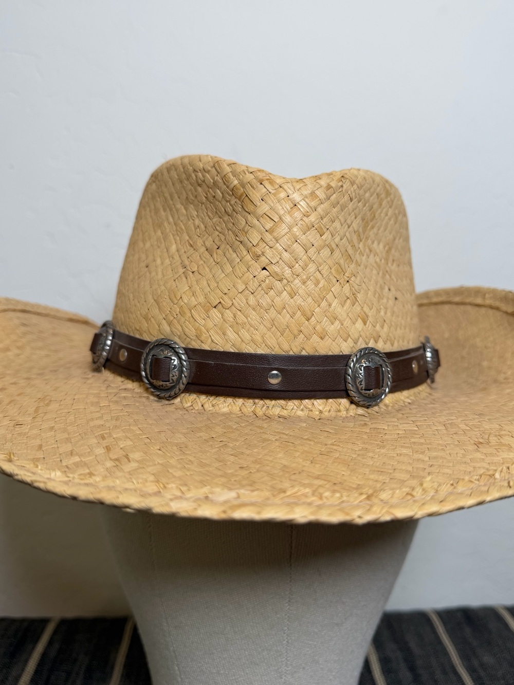 MHT Westerns Straw Cowboy Hat Brown Concho Band S/M approx 21.5” inside diamet